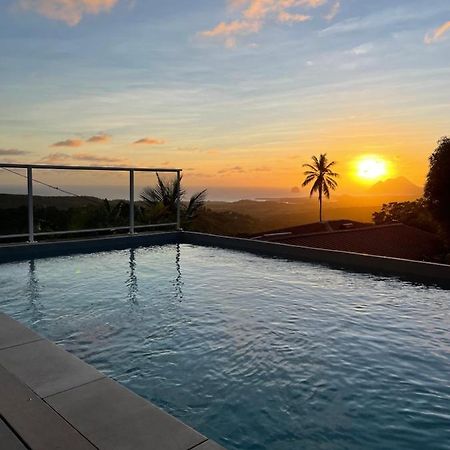 LES VILLAS PAMEYAQUE 2 F2 et 1 F3 de 140m2 avec piscines et vue imprenable sur la mer Riviere-Salee Extérieur photo