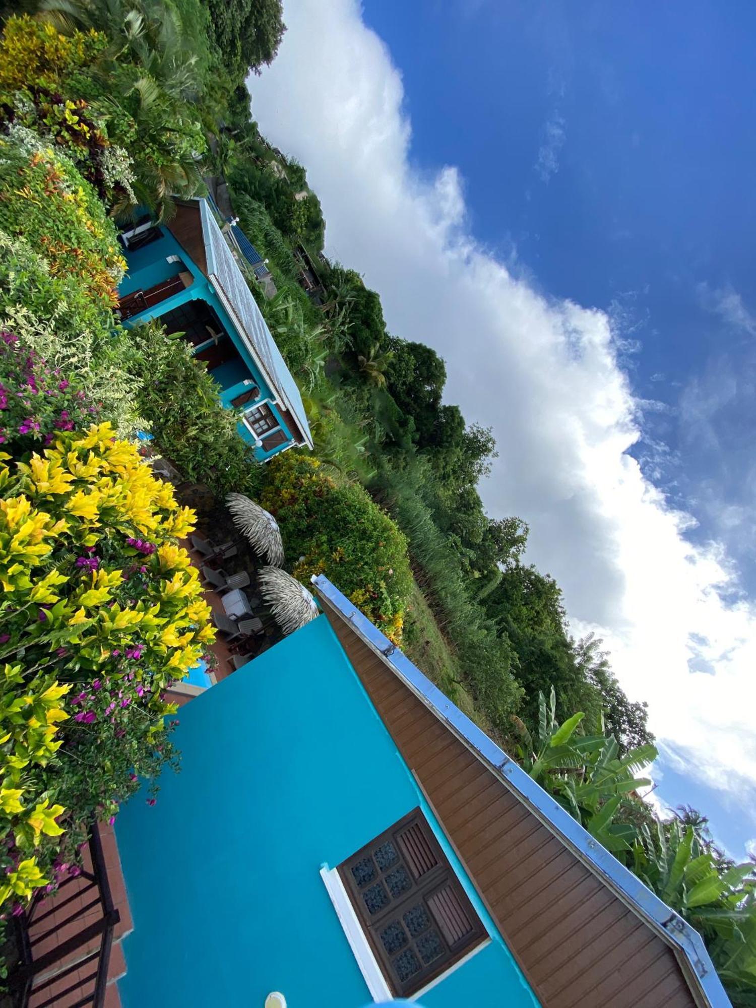 LES VILLAS PAMEYAQUE 2 F2 et 1 F3 de 140m2 avec piscines et vue imprenable sur la mer Riviere-Salee Extérieur photo