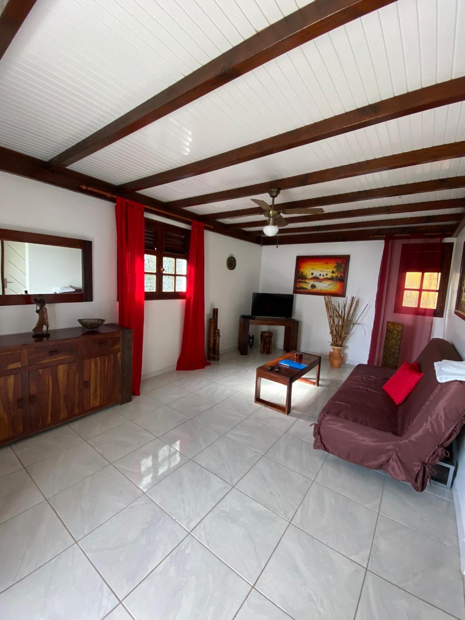 LES VILLAS PAMEYAQUE 2 F2 et 1 F3 de 140m2 avec piscines et vue imprenable sur la mer Riviere-Salee Extérieur photo