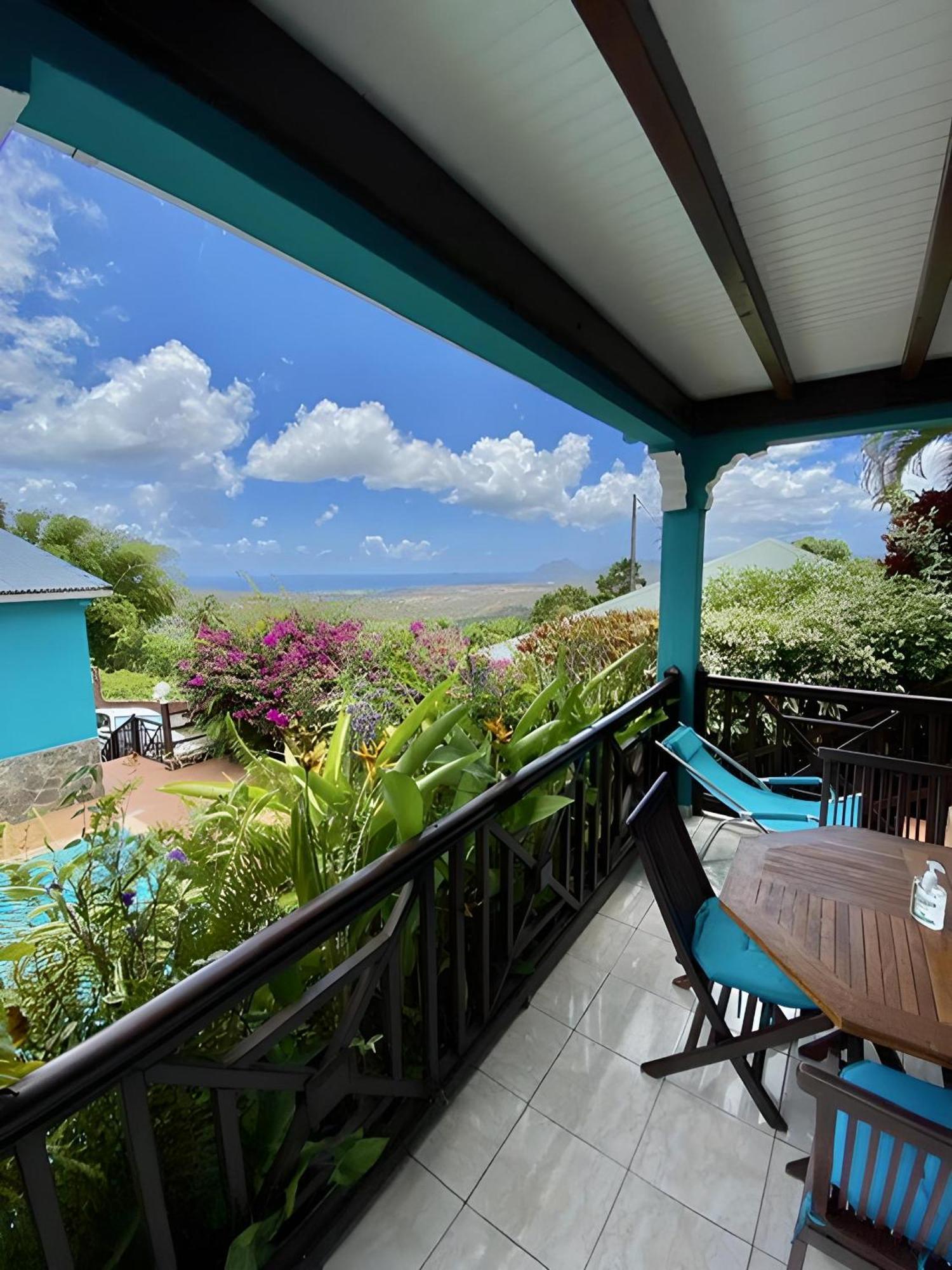 LES VILLAS PAMEYAQUE 2 F2 et 1 F3 de 140m2 avec piscines et vue imprenable sur la mer Riviere-Salee Extérieur photo
