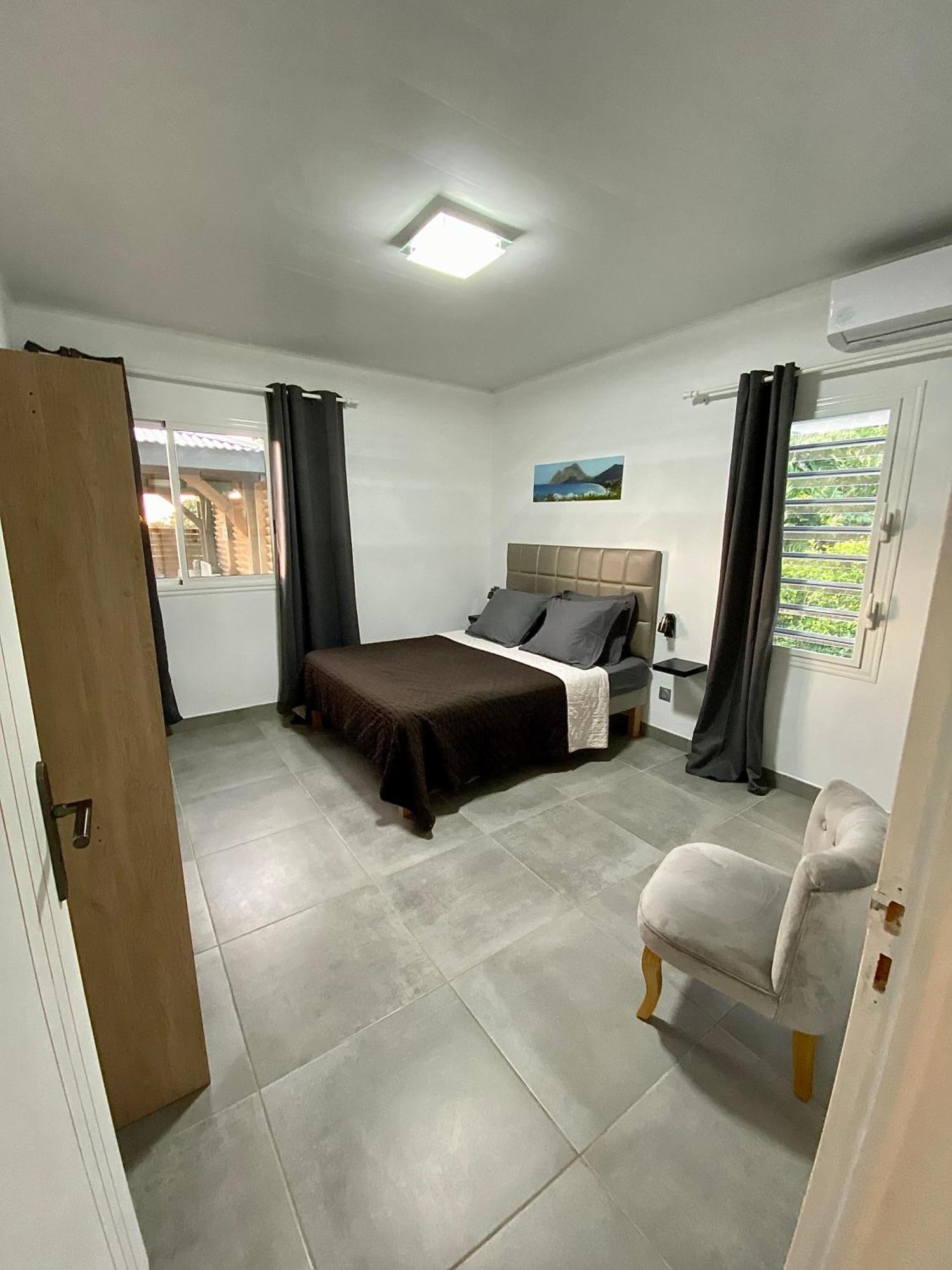 LES VILLAS PAMEYAQUE 2 F2 et 1 F3 de 140m2 avec piscines et vue imprenable sur la mer Riviere-Salee Extérieur photo