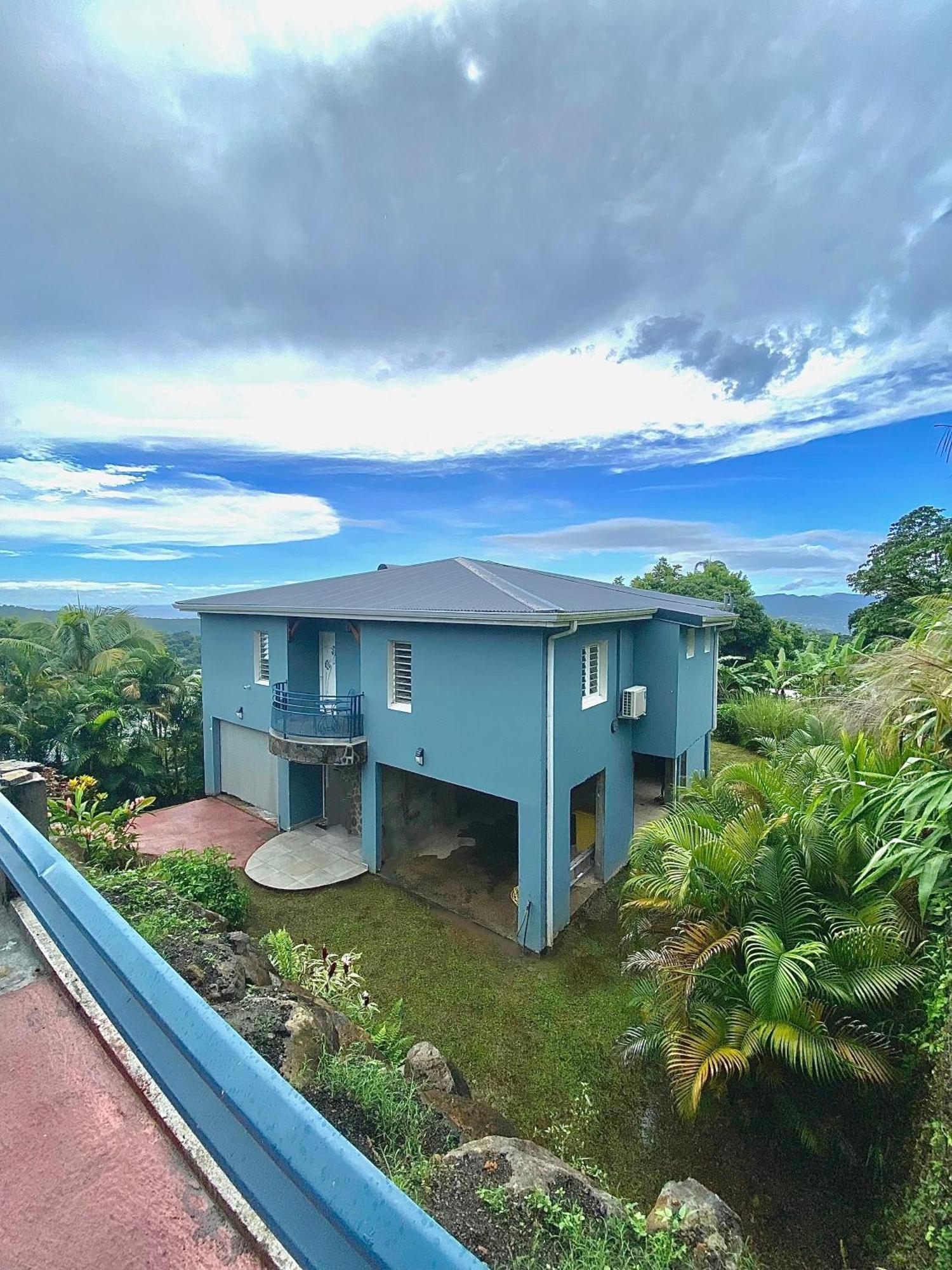 LES VILLAS PAMEYAQUE 2 F2 et 1 F3 de 140m2 avec piscines et vue imprenable sur la mer Riviere-Salee Extérieur photo